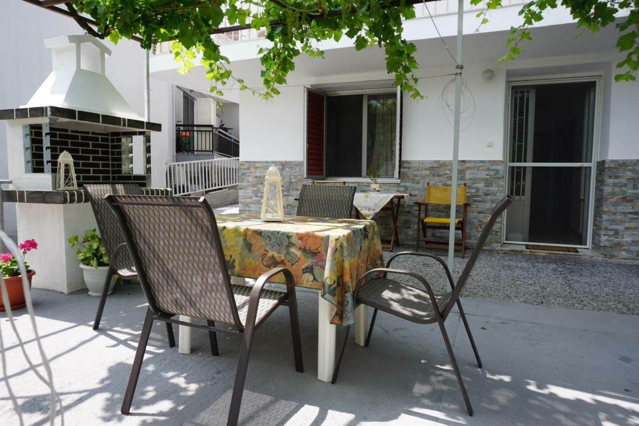 Anastasia' S Guest House Neos Marmaras Exterior foto