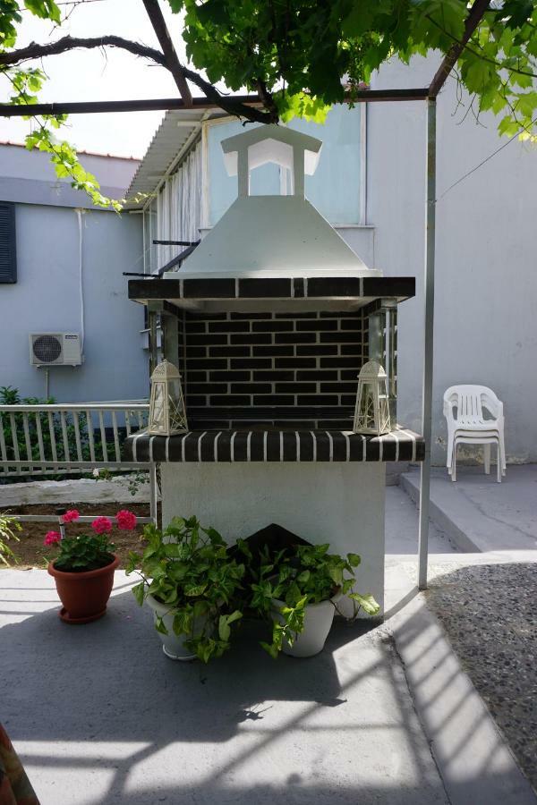 Anastasia' S Guest House Neos Marmaras Exterior foto