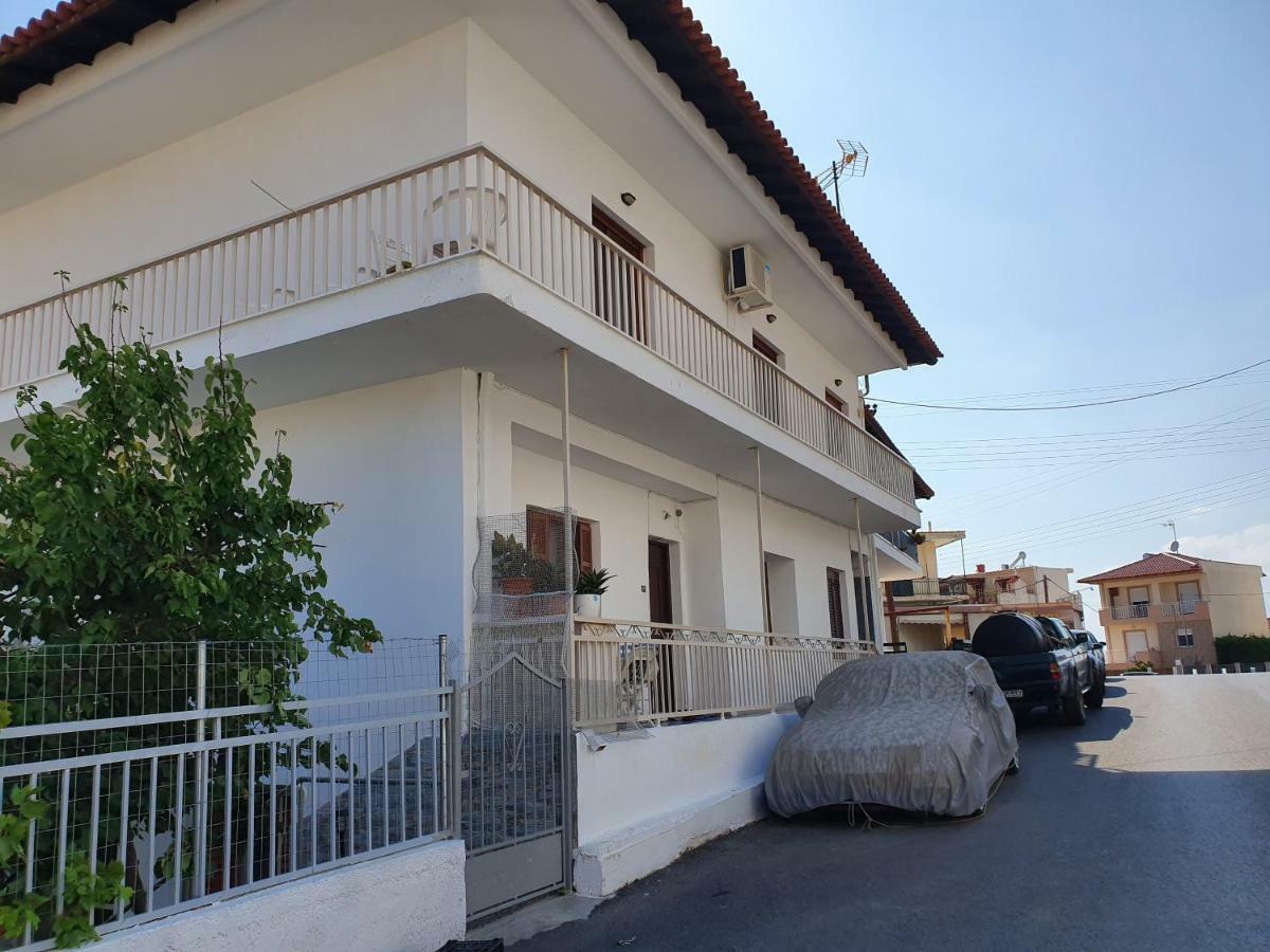 Anastasia' S Guest House Neos Marmaras Exterior foto